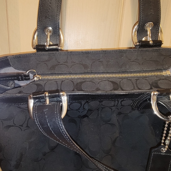 Coach Purse Tote Black Signature C Tote bag leather handles and trim - Picture 12 of 16